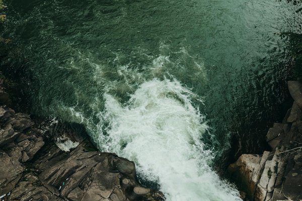 Où trouver des ateliers de fabrication de masques vénitiens en Italie?